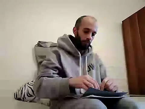 Yasha3465 online show from 12/24/24, 12:11