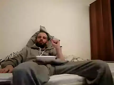 Yasha3465 online show from 12/24/24, 11:00