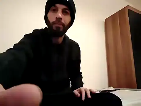 Yasha3465 online show from 12/25/24, 04:43