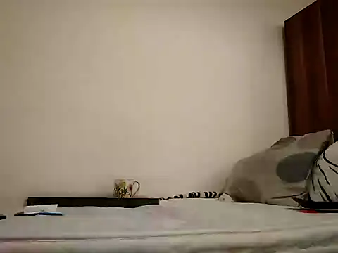 Yasha3465 online show from 12/27/24, 01:11