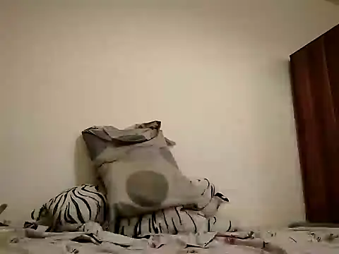 Yasha3465 online show from 12/28/24, 01:18