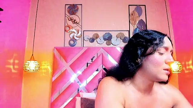 Snapshot of Alison_Chan_ chatting on 09/22/25, 02:19 Alison Chan online show from 09/22/25, 02:19