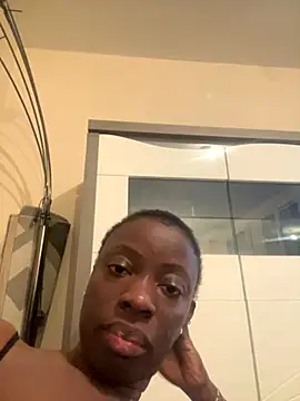 pupine35 online show from 11/18/25, 06:18