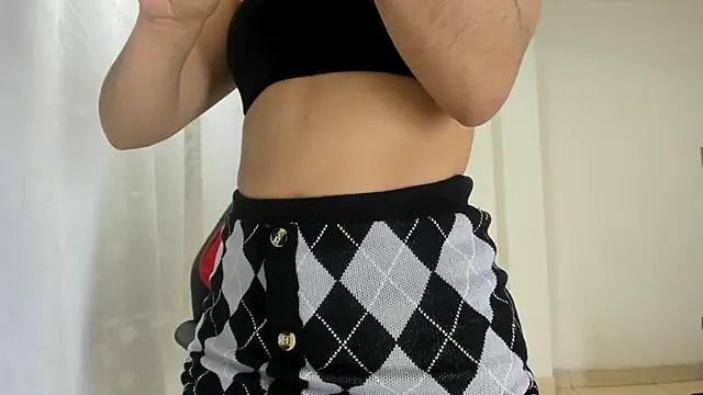 RileySkye online show from 12/16/24, 03:40