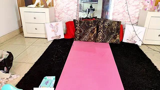 RileySkye online show from 09/26/25, 08:57