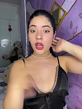 RileySkye online show from 06/25/26, 06:34