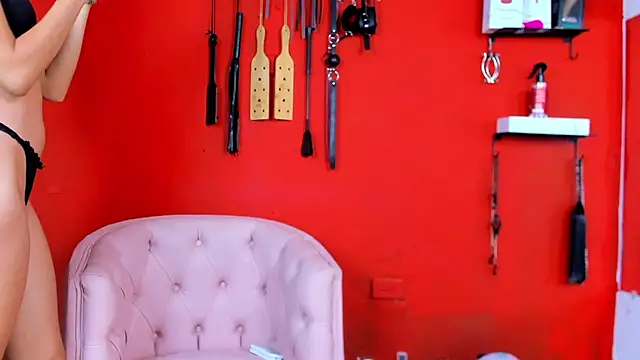 Snapshot of MIA_SOPHIA1 chatting on 12/10/24, 07:37 MIA SOPHIA1 online show from 12/10/24, 07:37