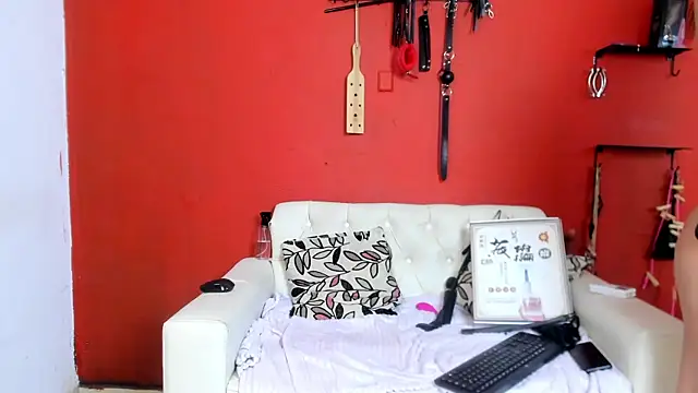 MIA SOPHIA1 online show from 02/20/25, 07:55