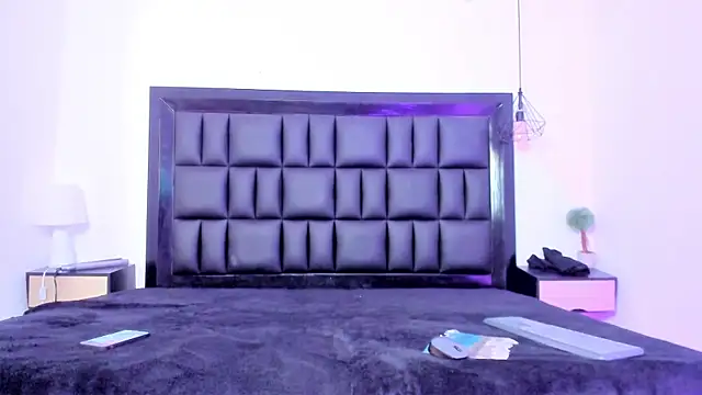 Snapshot of MIA_SOPHIA1 chatting on 09/11/25, 05:07 MIA SOPHIA1 online show from 09/11/25, 05:07