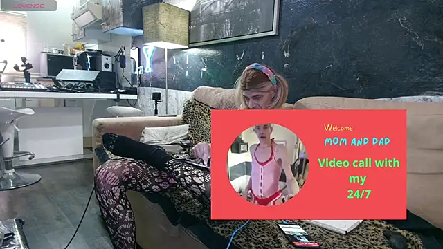 Snapshot of Doggyray44 chatting on 01/22/25, 08:18 Doggyray44 online show from 01/22/25, 08:18