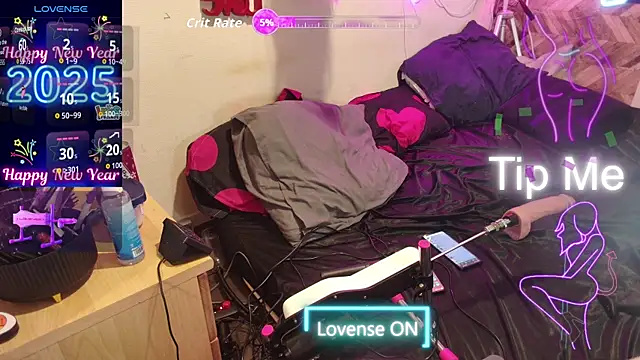 Snapshot of Doggyray44 chatting on 11/09/25, 04:44 Doggyray44 online show from 11/09/25, 04:44