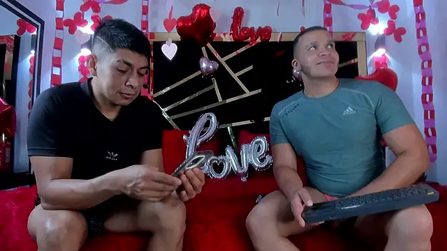 Snapshot of AndyandFran chatting on 02/16/25, 02:09 AndyandFran online show from 02/16/25, 02:09