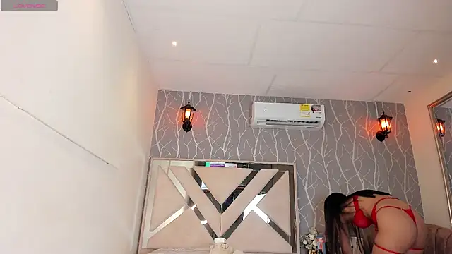 vanessa guzman2 online show from 02/07/25, 12:39