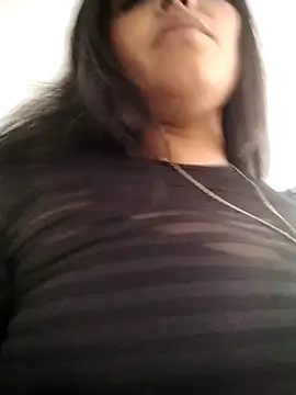 Snapshot of Aisha_09 chatting on 04/14/26, 03:51 Aisha 09 online show from 04/14/26, 03:51