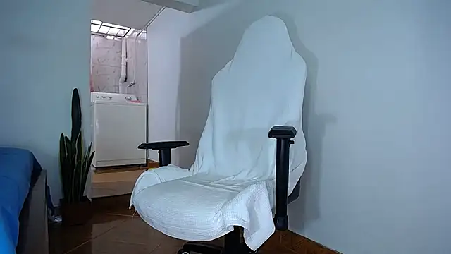 diamond black00 online show from 01/25/25, 08:10