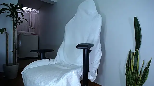 diamond black00 online show from 02/20/25, 09:31