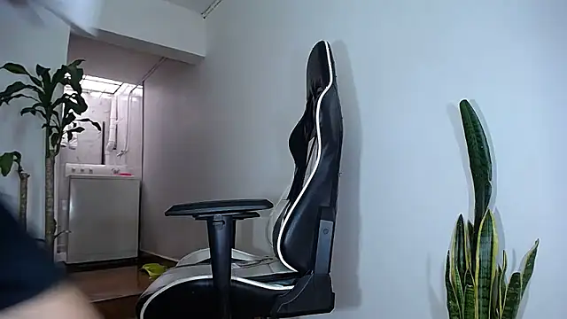 diamond black00 online show from 03/22/25, 06:36