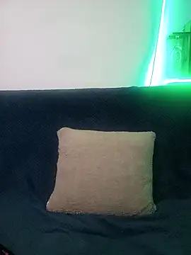 Snapshot of latinmartin73 chatting on 03/02/25, 01:49 latinmartin73 online show from 03/02/25, 01:49