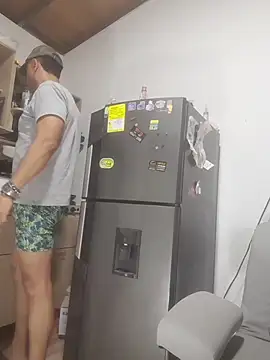 latinmartin73 online show from 12/15/25, 02:27