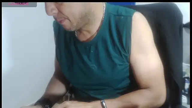 latinmartin73 online show from 04/17/26, 12:46