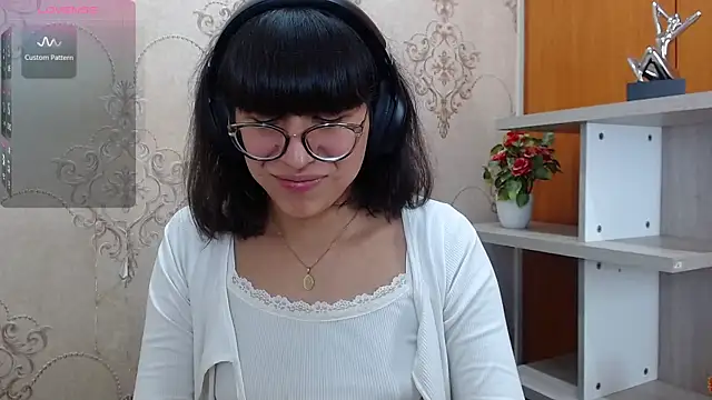 Nataly Cloud online show from 12/18/24, 12:40