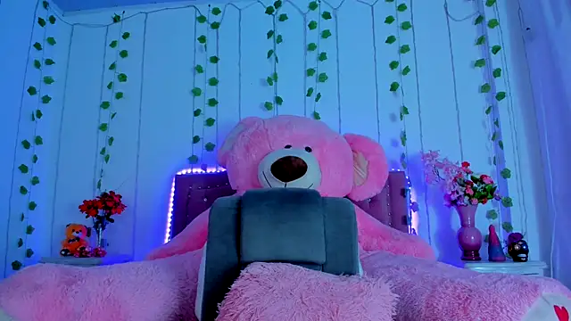 dulcevegga online show from 04/21/26, 02:51