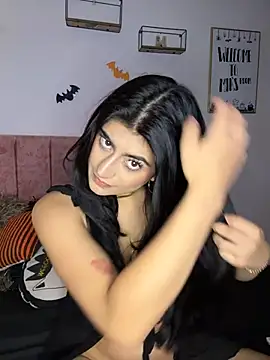 Snapshot of miakhalifaaa_ chatting on 10/20/25, 08:53 miakhalifaaa online show from 10/20/25, 08:53