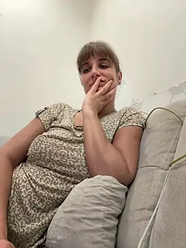 jennifer11772 online show from 04/18/26, 07:07