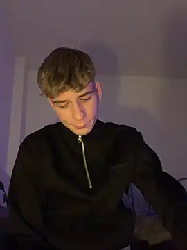 MiguelRausch online show from 02/26/25, 05:50