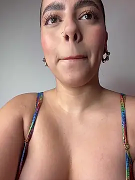 DakotaShelby online show from 01/19/25, 01:32