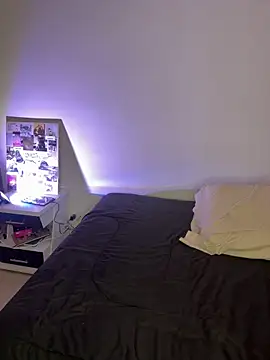 DakotaShelby online show from 03/23/25, 03:32