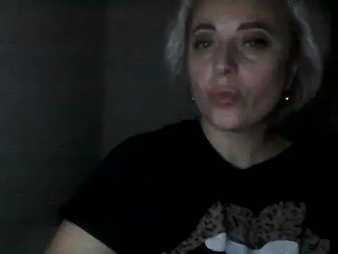 Snapshot of SweetCandy356 chatting on 12/04/24, 04:16 SweetCandy356 online show from 12/04/24, 04:16