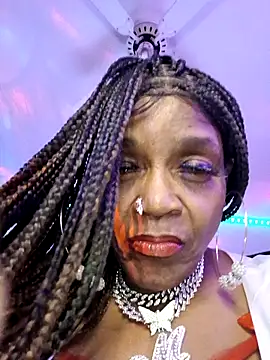 MadamBlingbox online show from 12/22/25, 05:48