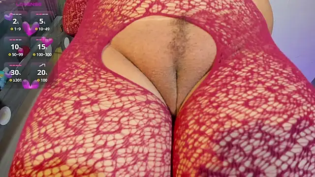 zandra milf  online show from 03/10/26, 11:59