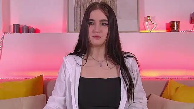 ChristinaMilton online show from 02/01/25, 06:51