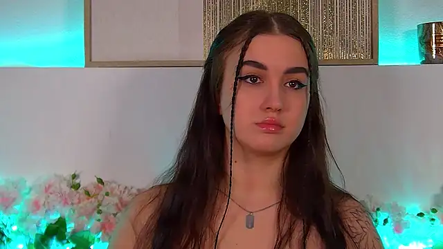 ChristinaMilton online show from 02/19/25, 03:50