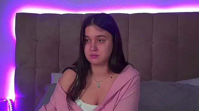 ChristinaMilton online show from 11/20/25, 06:18