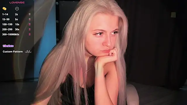 Lana Younes online show from 10/20/25, 09:43