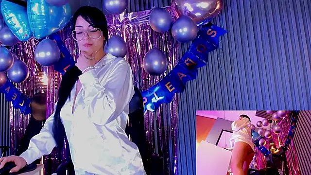 Snapshot of aura-baker chatting on 03/08/25, 04:06 aura-baker online show from 03/08/25, 04:06