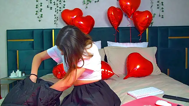 PollyLanders online show from 02/10/25, 06:35