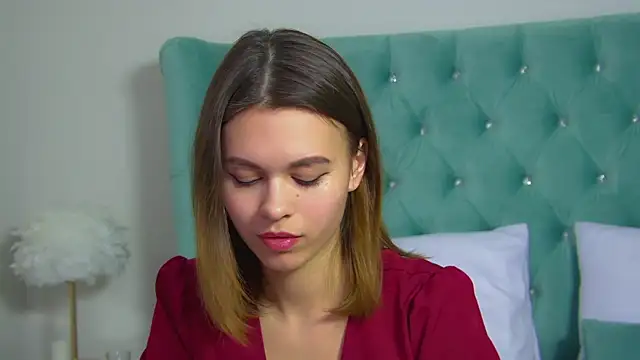 PollyLanders online show from 03/13/25, 10:26