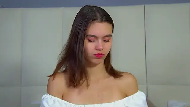 PollyLanders online show from 02/25/26, 06:45