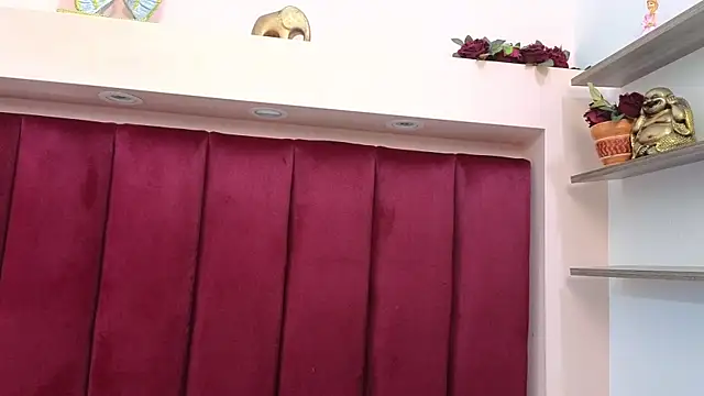 JESSYCORTES online show from 01/25/25, 02:03