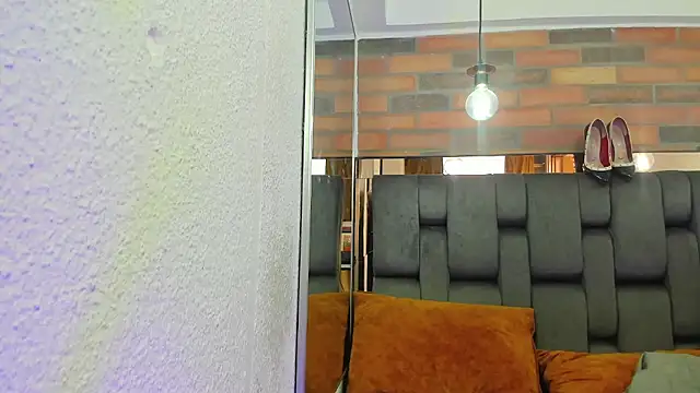 JESSYCORTES online show from 09/15/25, 01:55