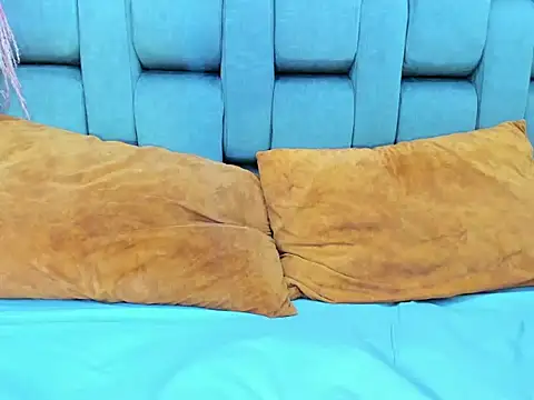 JESSYCORTES online show from 04/02/26, 03:26