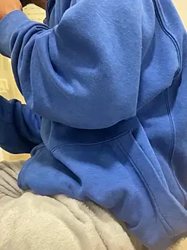 Lucascacaca online show from 02/04/26, 01:11