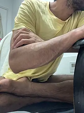 Lucascacaca online show from 04/22/26, 07:26