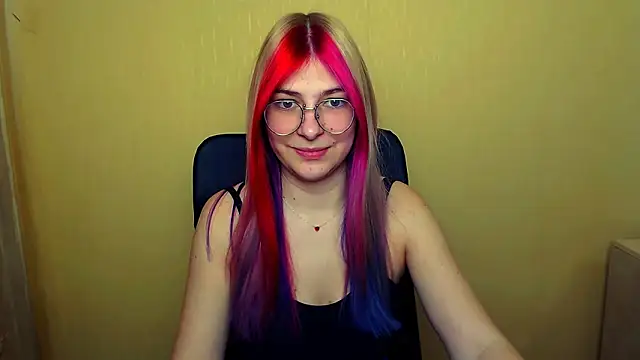 Luna Lush  online show from 02/20/25, 09:22