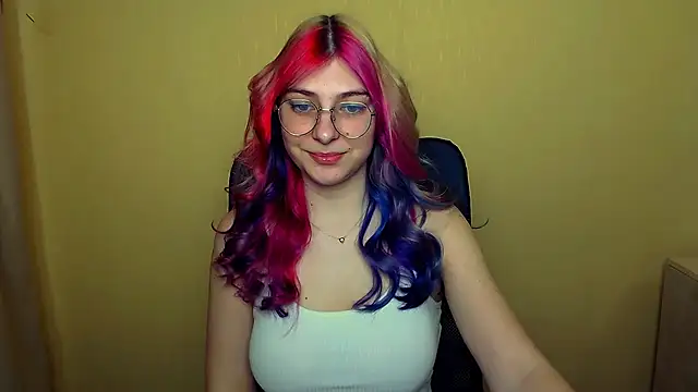 Luna Lush  online show from 03/08/25, 08:00