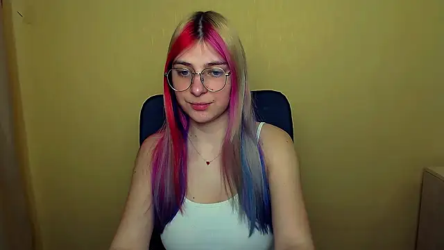 Luna Lush  online show from 03/17/25, 09:01